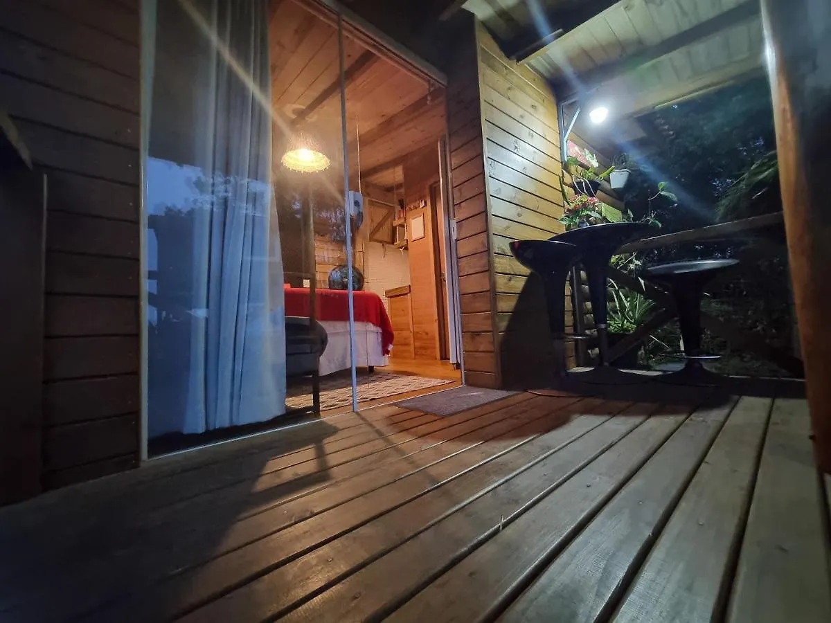 Han/Misafirhane Pousada Rosa Shanti, Cafe Da Manha Opcional, Apenas 4 Cabanas, Piscina, Estacionamento Privativo, Area De Festas Com Churrasqueira E Cervejeira, Cantinho Da Fogueira, Localizado Junto A Natureza Praia do Rosa