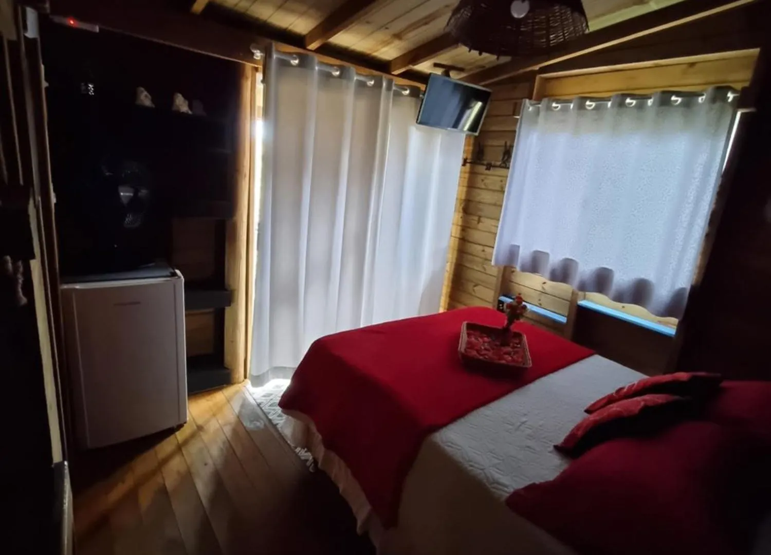 Pousada Rosa Shanti, Cafe Da Manha Opcional, Apenas 4 Cabanas, Piscina, Estacionamento Privativo, Area De Festas Com Churrasqueira E Cervejeira, Cantinho Da Fogueira, Localizado Junto A Natureza Praia do Rosa