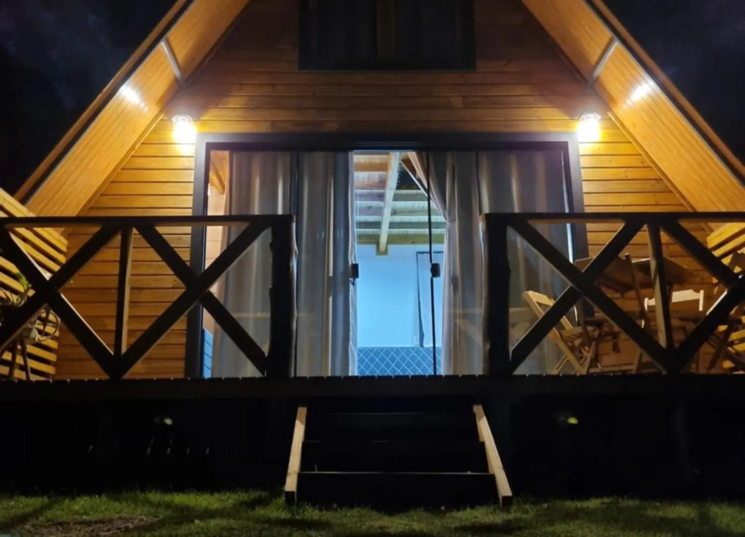 Pousada Rosa Shanti, Cafe Da Manha Opcional, Apenas 4 Cabanas, Piscina, Estacionamento Privativo, Area De Festas Com Churrasqueira E Cervejeira, Cantinho Da Fogueira, Localizado Junto A Natureza Praia do Rosa
