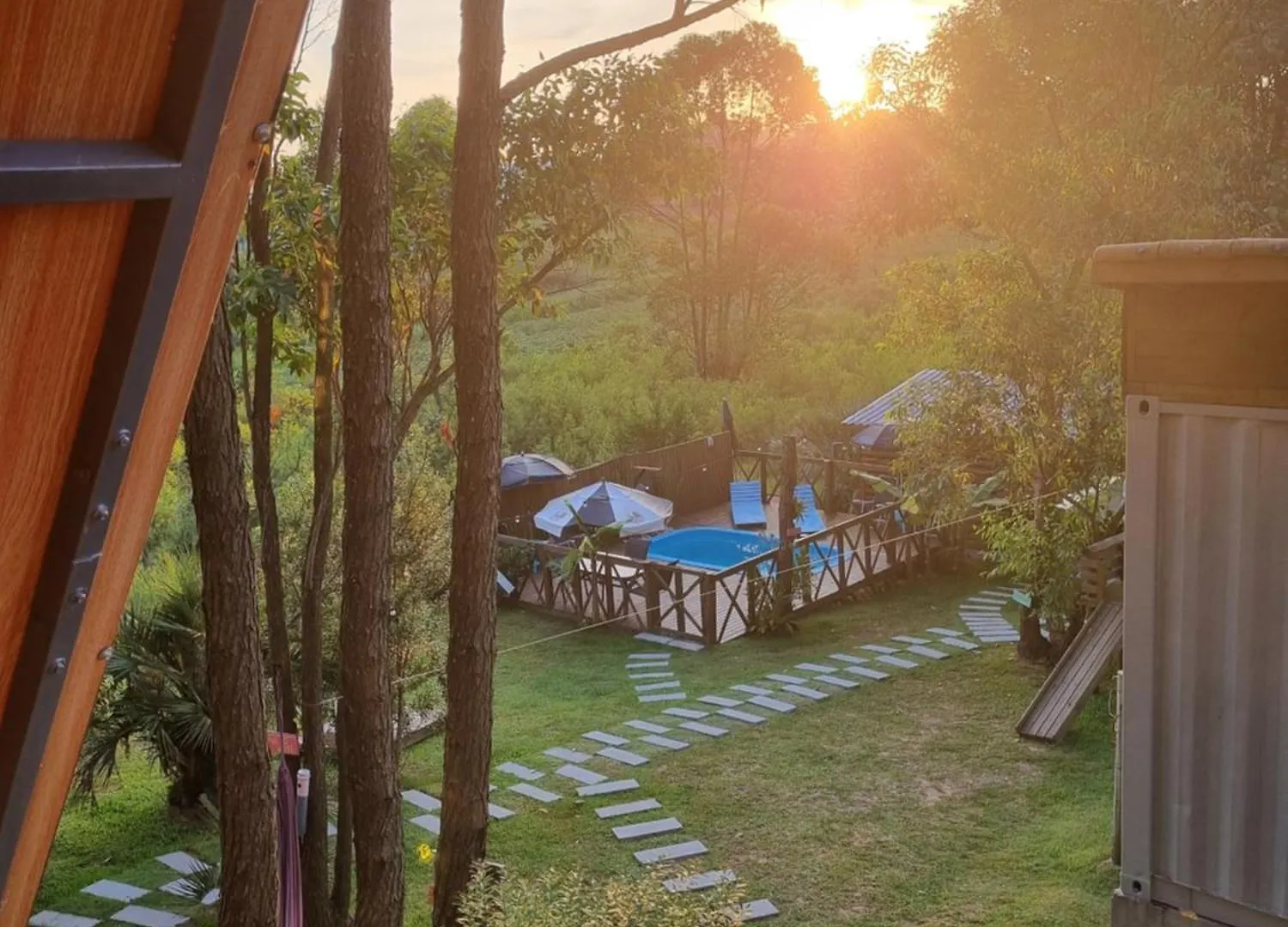 Pousada Rosa Shanti, Cafe Da Manha Opcional, Apenas 4 Cabanas, Piscina, Estacionamento Privativo, Area De Festas Com Churrasqueira E Cervejeira, Cantinho Da Fogueira, Localizado Junto A Natureza Praia do Rosa Zajazd