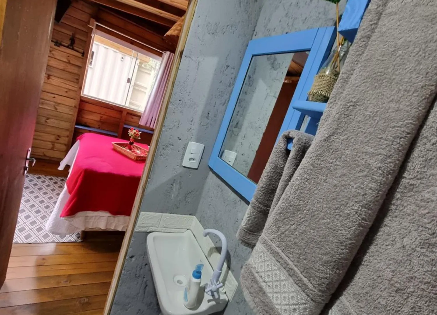 Pousada Rosa Shanti, Cafe Da Manha Opcional, Apenas 4 Cabanas, Piscina, Estacionamento Privativo, Area De Festas Com Churrasqueira E Cervejeira, Cantinho Da Fogueira, Localizado Junto A Natureza Praia do Rosa Zajazd